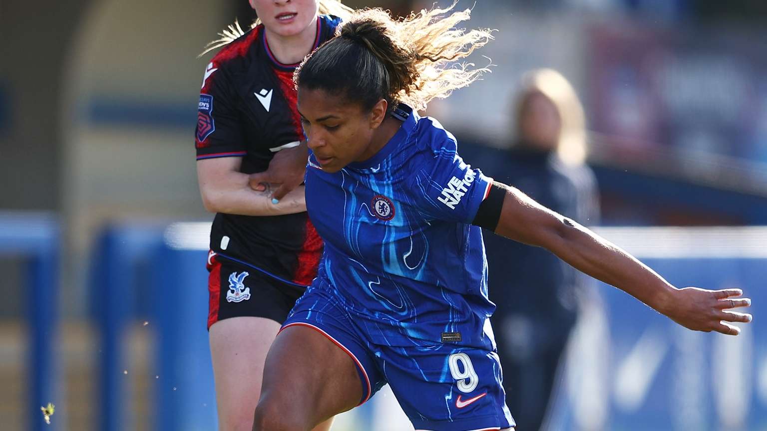 既可以用脚 既可以用脚