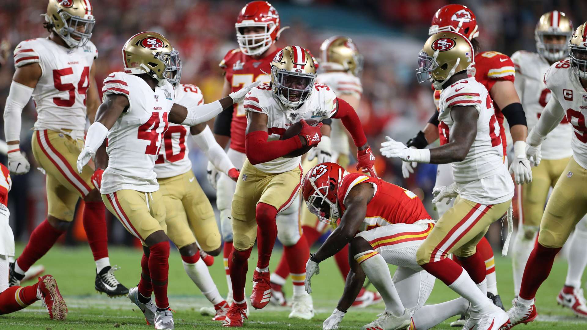 上半場結束 上半場結束